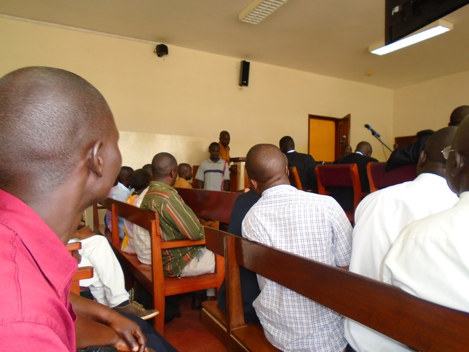 Een primeur in Oeganda:  Slachtofers nemen deel aan de strafprocedure tegen een LRA-bevelhebber