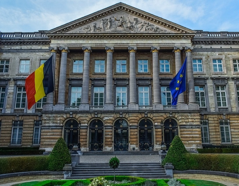 Waarheids- en Verzoeningscommissie : een historische gelegenheid voor België om de schade berokkend door haar koloniaal verleden te bespreken